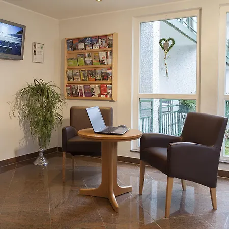 & Edelweiss Hotel 4*